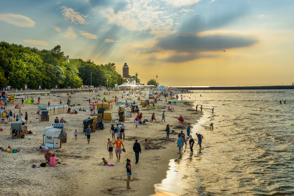 Більшає туристів, які відвідують польську Балтику